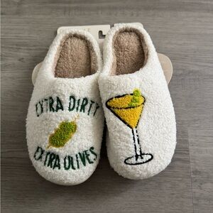 Cozy White Slippers with Embroidered Design